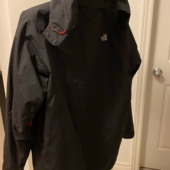 The north face jacket - Picture 3 of 6